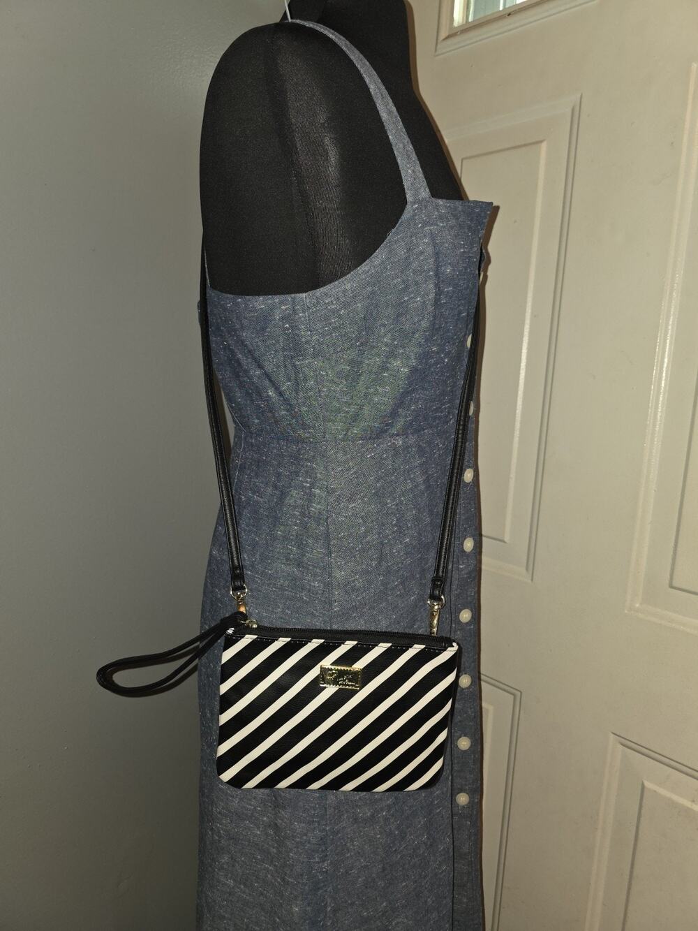 Luv Betsy By Betsy Johnson Black And White Clutch Crossbody Handbag NWOT